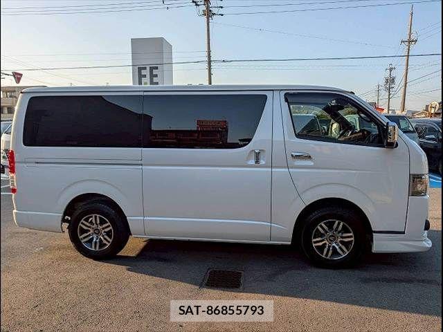 Toyota HIACE VAN 2020-08 6021469-14