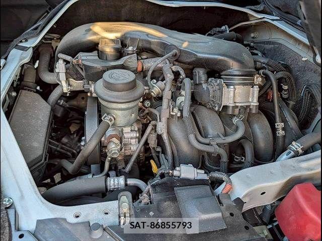 Toyota HIACE VAN 2020-08 6021469-17
