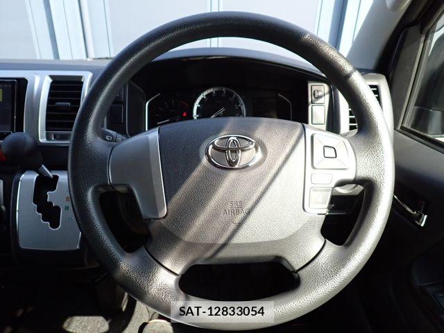 Toyota HIACE VAN 2020-12 6021468-12