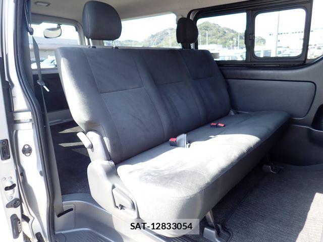 Toyota HIACE VAN 2020-12 6021468-17
