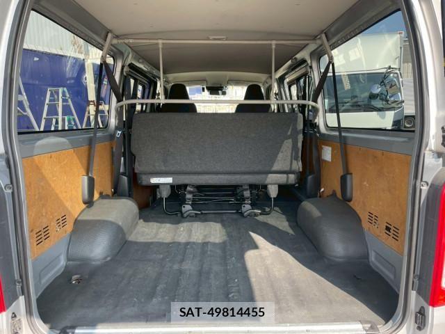 Toyota HIACE VAN 2023-02 6021450-9