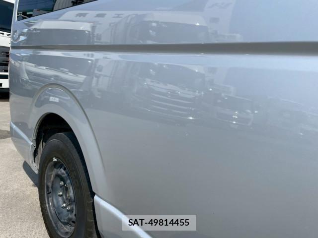 Toyota HIACE VAN 2023-02 6021450-19