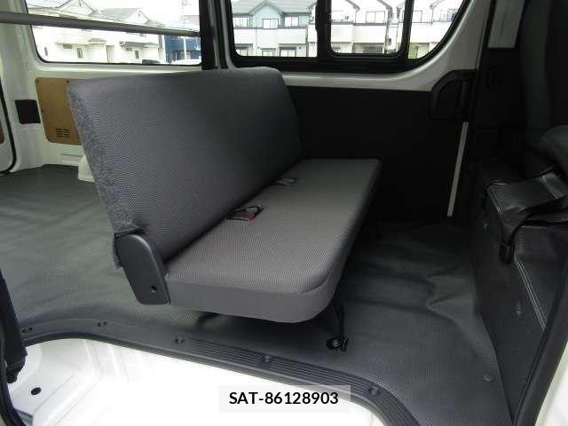 Toyota HIACE VAN 2026-02 6021466-9