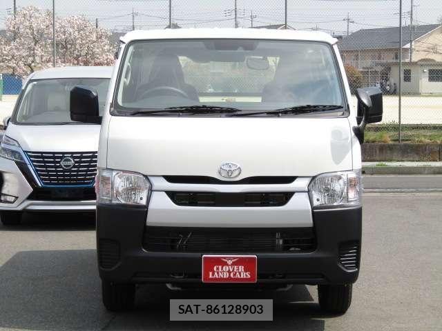 Toyota HIACE VAN 2026-02 6021466-13