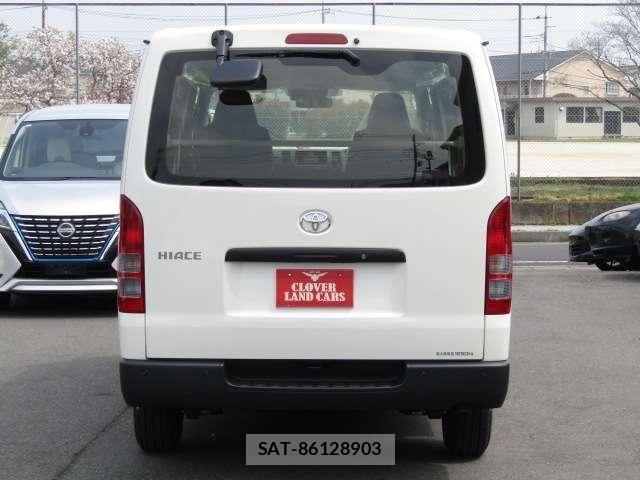 Toyota HIACE VAN 2026-02 6021466-14