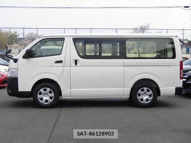 Toyota HIACE VAN 2026-02 6021466-15