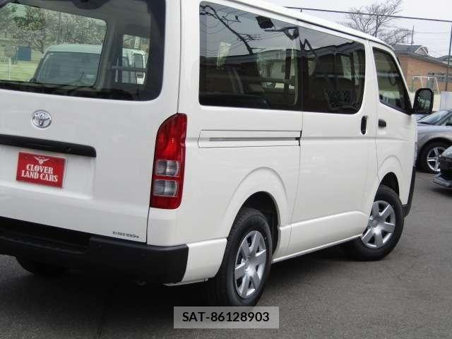 Toyota HIACE VAN 2026-02 6021466-26