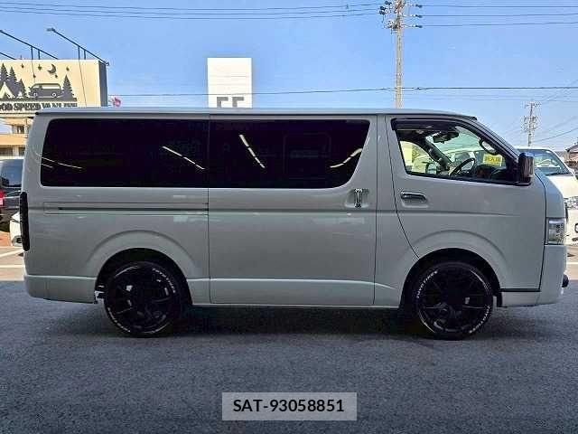 Toyota HIACE VAN 2020-12 6220596-14