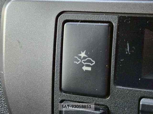 Toyota HIACE VAN 2020-12 6220596-6