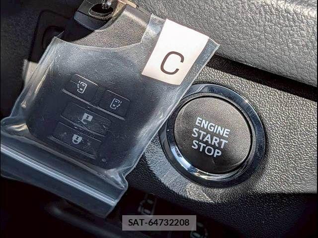 Toyota HIACE VAN 2026-02 6220562-9