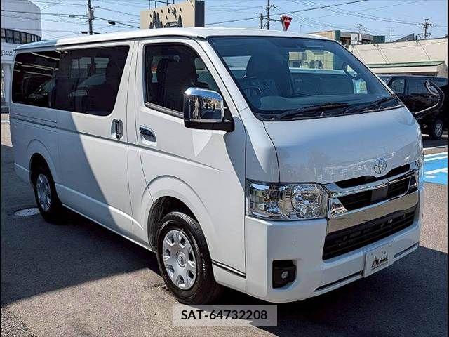 Toyota HIACE VAN 2026-02 6220562-15