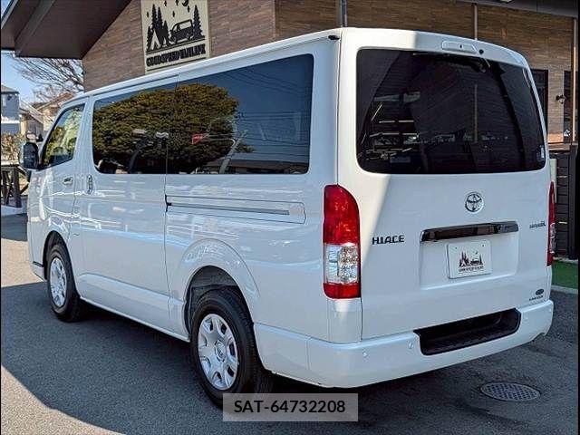 Toyota HIACE VAN 2026-02 6220562-16
