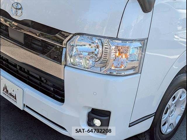Toyota HIACE VAN 2026-02 6220562-18