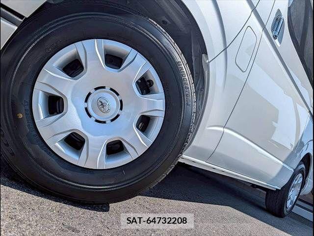 Toyota HIACE VAN 2026-02 6220562-19