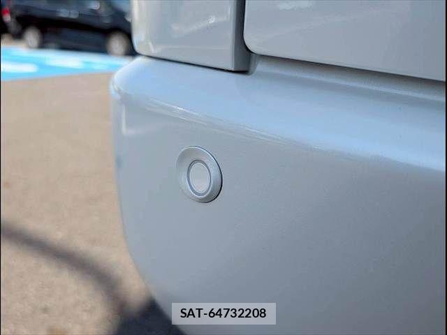 Toyota HIACE VAN 2026-02 6220562-3
