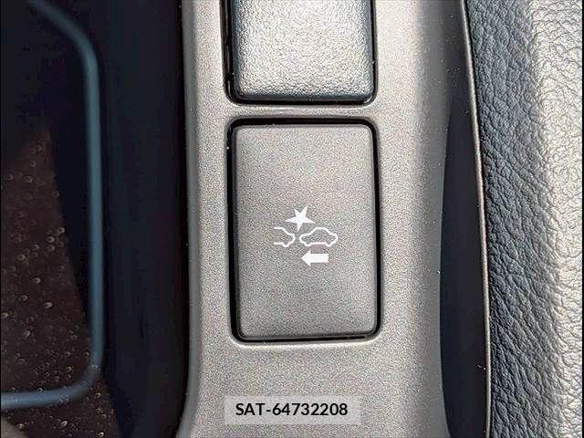 Toyota HIACE VAN 2026-02 6220562-4