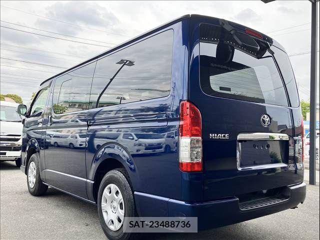 Toyota HIACE VAN 2016-11 6220610-15