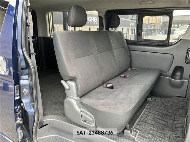Toyota HIACE VAN 2016-11 6220610-7