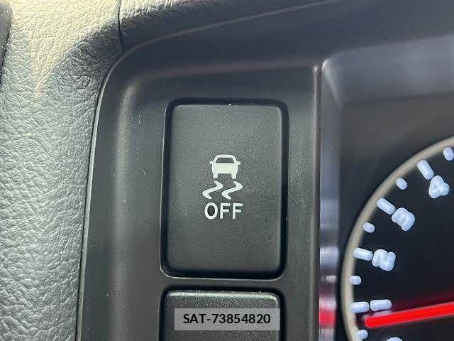 Toyota HIACE VAN 2018-11 6220603-4
