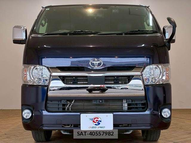 Toyota HIACE VAN 2021-09 6220581-11