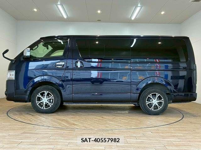 Toyota HIACE VAN 2021-09 6220581-14