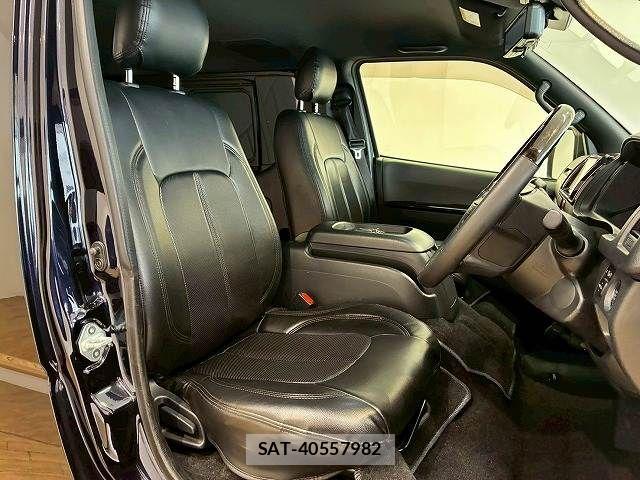 Toyota HIACE VAN 2021-09 6220581-8