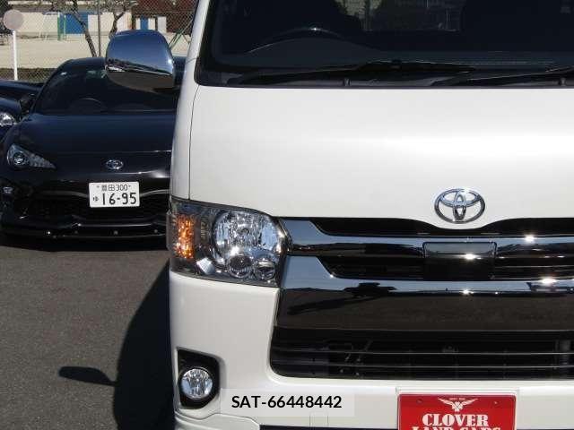 Toyota HIACE VAN 2020-07 6220605-25