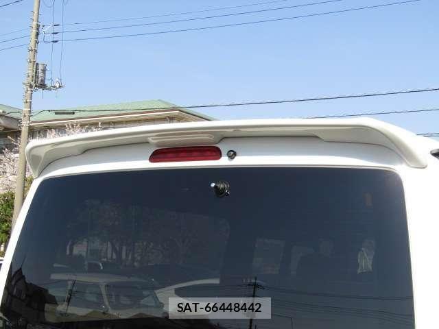 Toyota HIACE VAN 2020-07 6220605-3