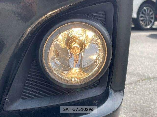 Toyota HIACE VAN 2010-09 6220611-12