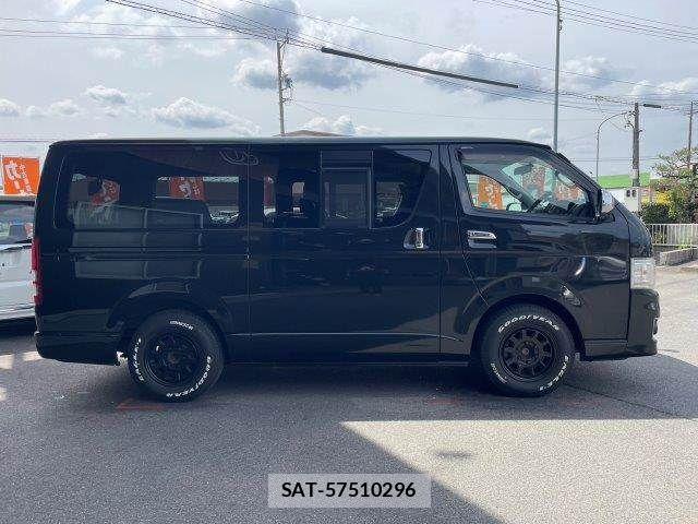Toyota HIACE VAN 2010-09 6220611-16