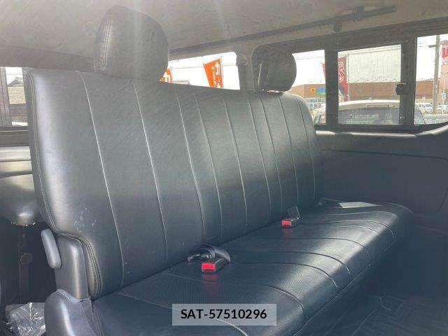 Toyota HIACE VAN 2010-09 6220611-8