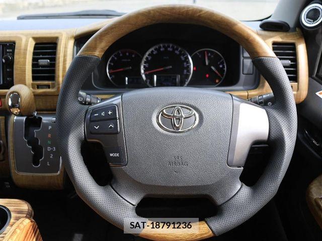 Toyota HIACE VAN 2015-01 6220556-16