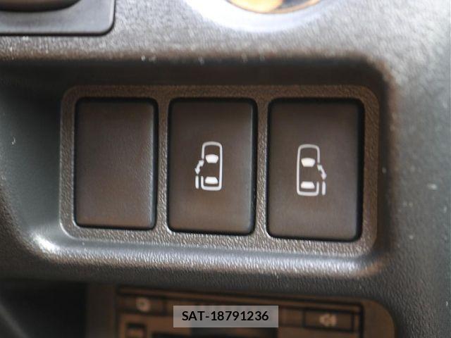 Toyota HIACE VAN 2015-01 6220556-19