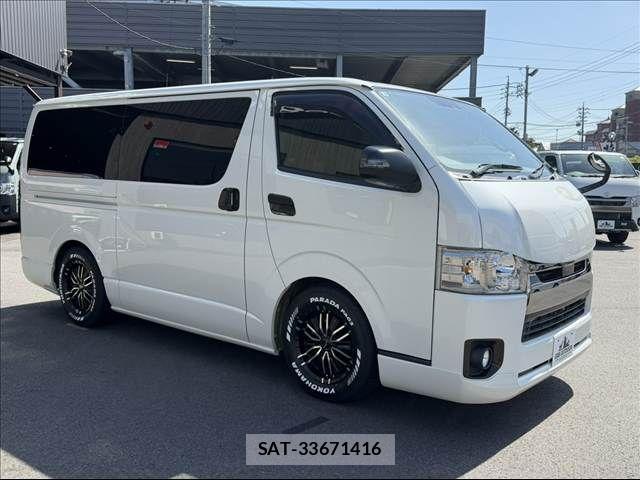 Toyota HIACE VAN 2018-03 6248035-10