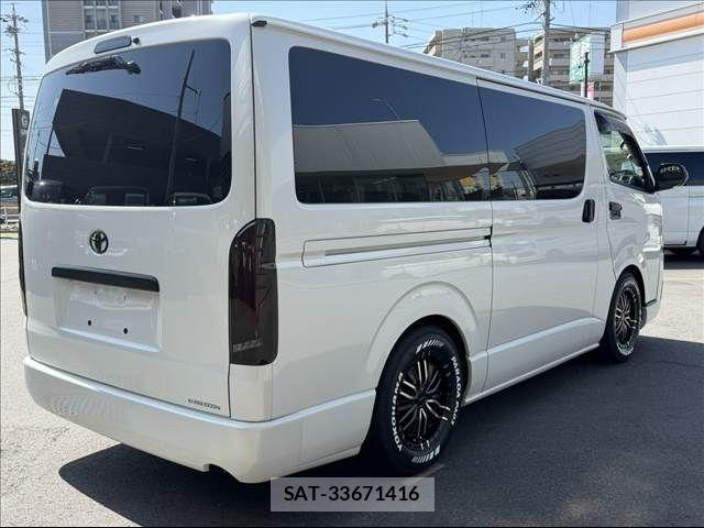 Toyota HIACE VAN 2018-03 6248035-14
