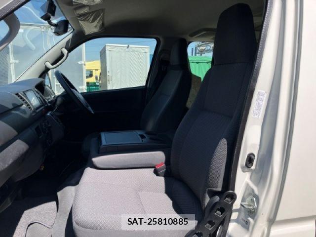 Toyota HIACE VAN 2017-02 6248049-18