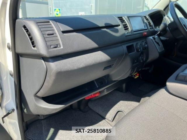Toyota HIACE VAN 2017-02 6248049-19