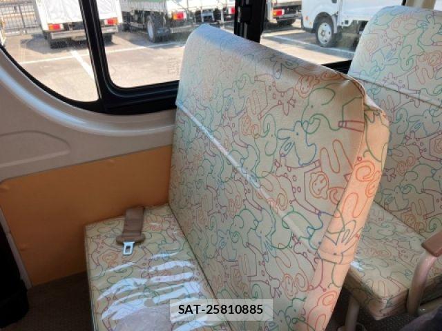 Toyota HIACE VAN 2017-02 6248049-21