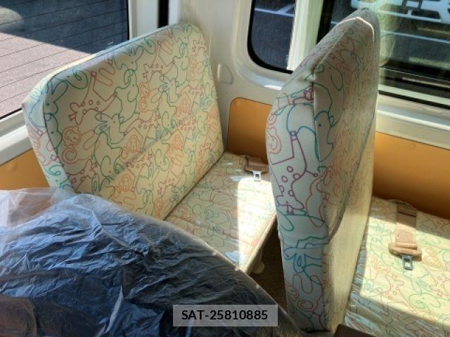 Toyota HIACE VAN 2017-02 6248049-24