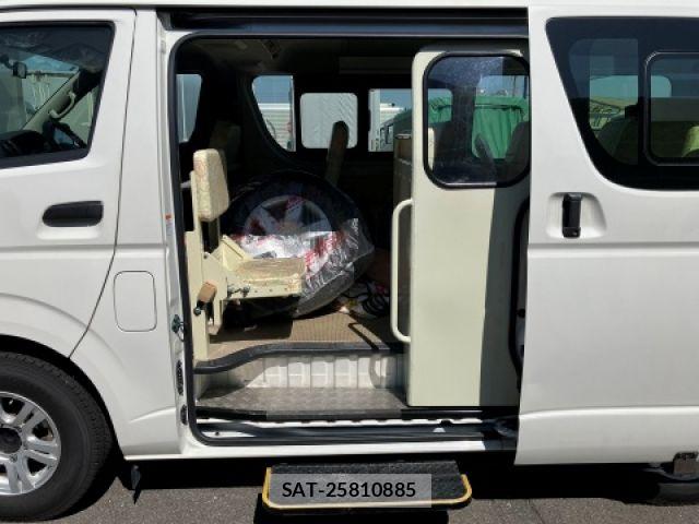 Toyota HIACE VAN 2017-02 6248049-6