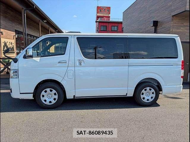 Toyota HIACE VAN 2025-11 6277522-13