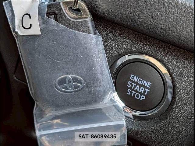 Toyota HIACE VAN 2025-11 6277522-7