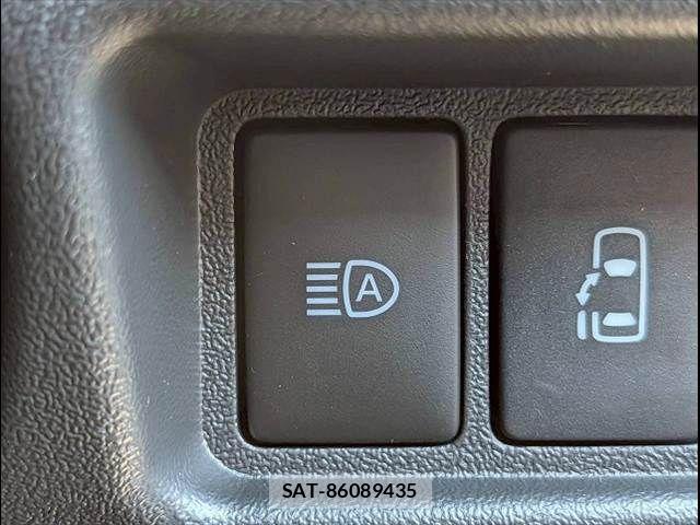 Toyota HIACE VAN 2025-11 6277522-8