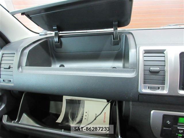 Toyota HIACE VAN 2019-10 6307005-12