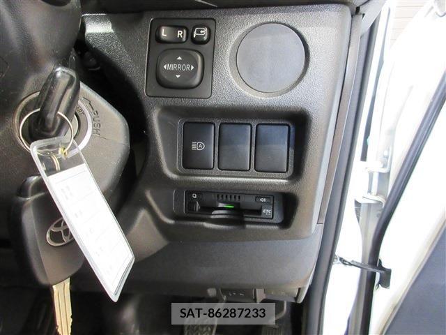 Toyota HIACE VAN 2019-10 6307005-15