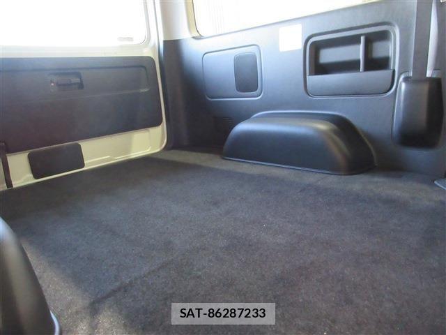 Toyota HIACE VAN 2019-10 6307005-20