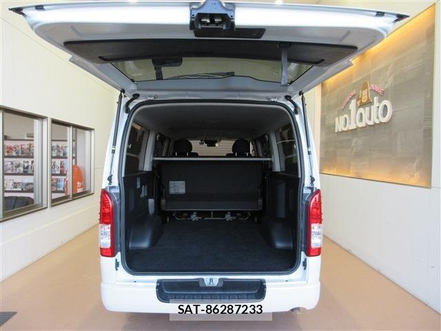 Toyota HIACE VAN 2019-10 6307005-23