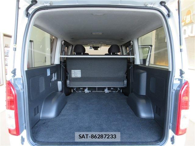 Toyota HIACE VAN 2019-10 6307005-24