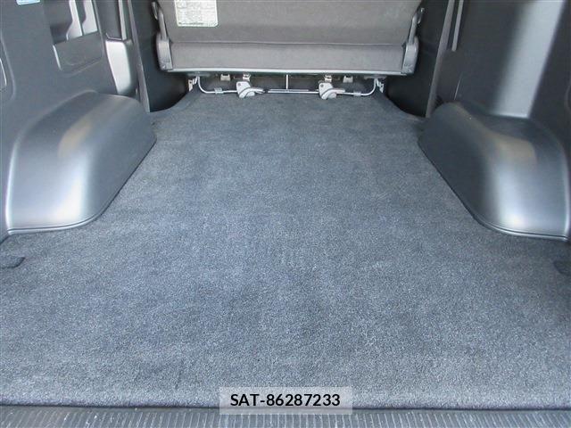 Toyota HIACE VAN 2019-10 6307005-27