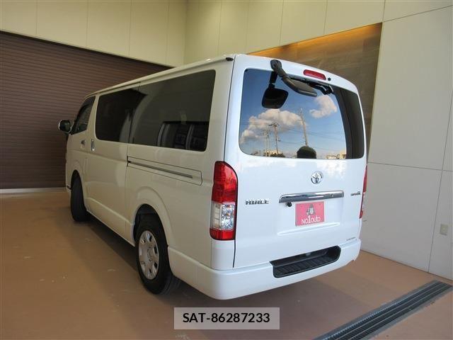 Toyota HIACE VAN 2019-10 6307005-6